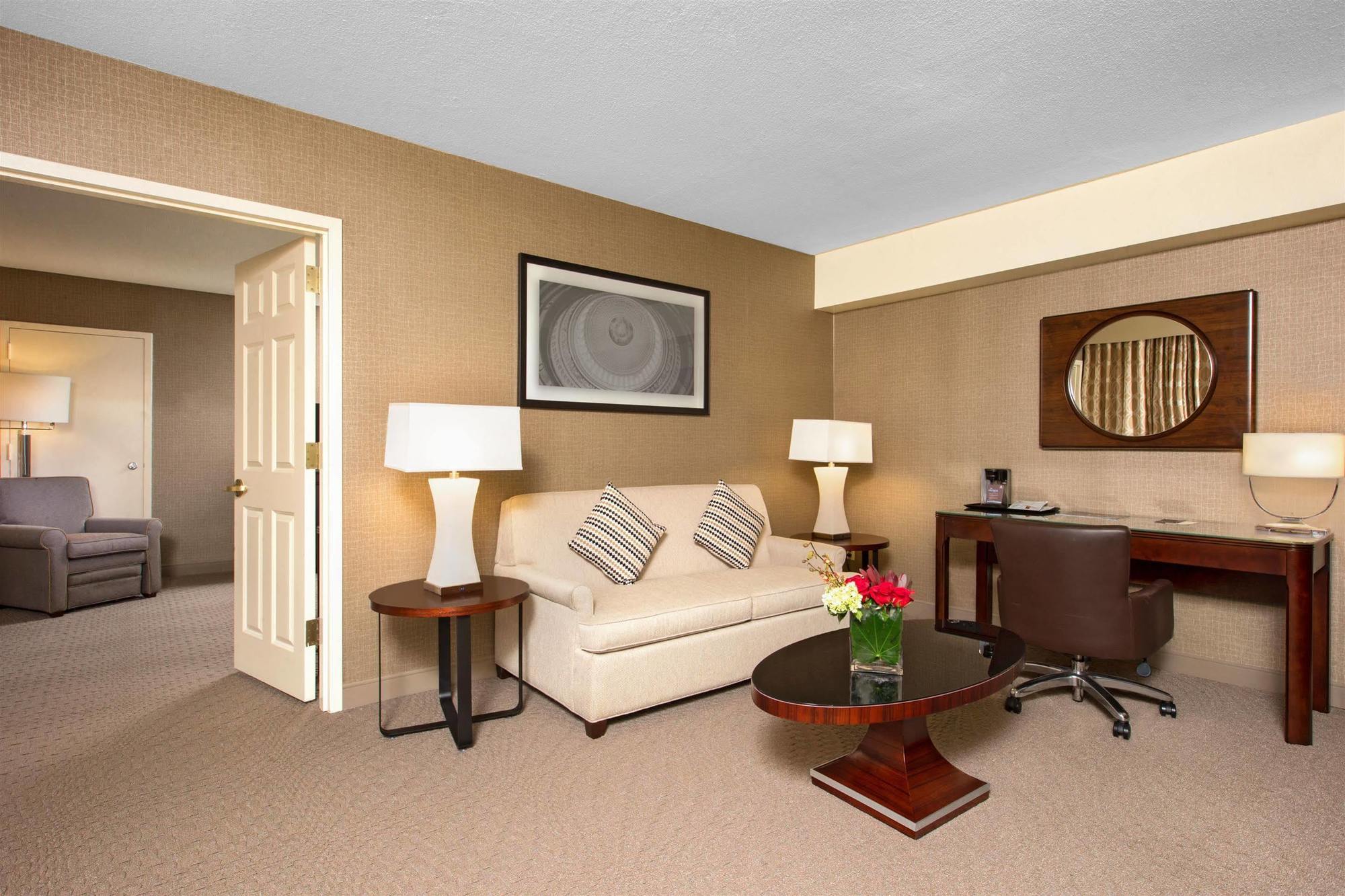 מלון The Westin Reston Heights מראה חיצוני תמונה